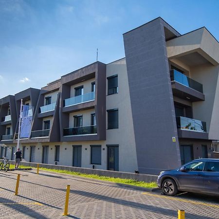 Enjoy Life Apartments Текиргьол Екстериор снимка