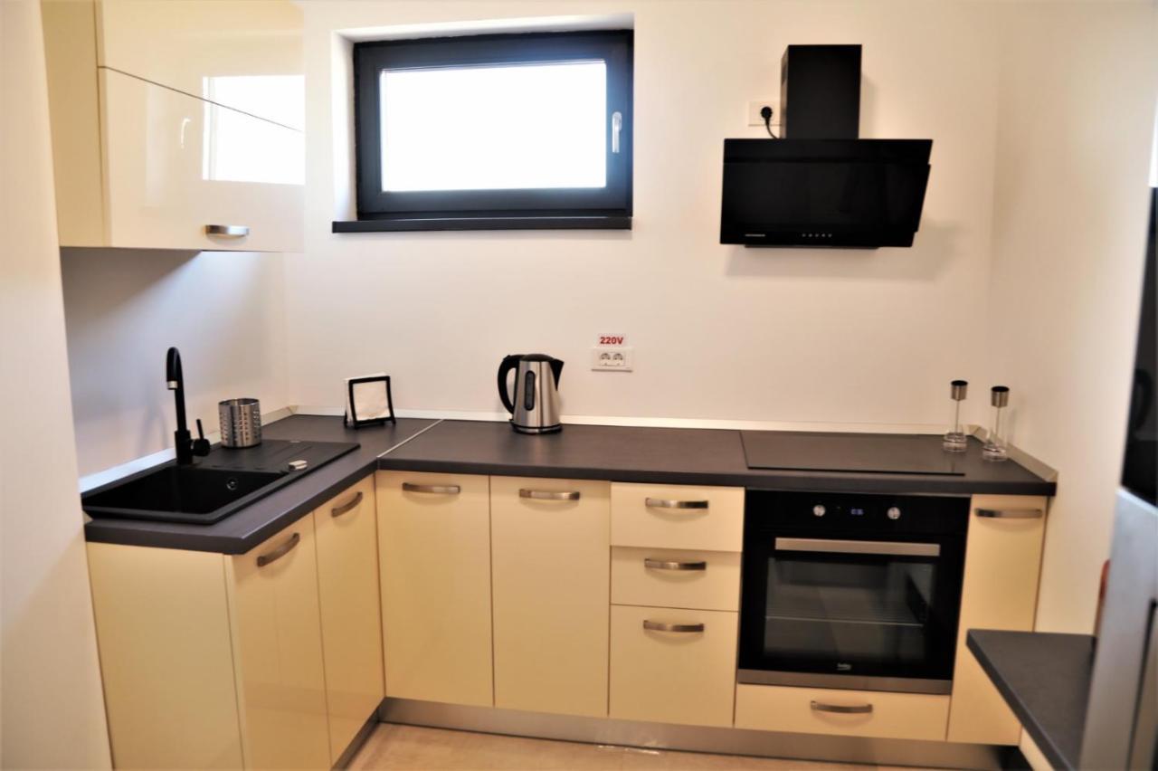 Enjoy Life Apartments Текиргьол Екстериор снимка